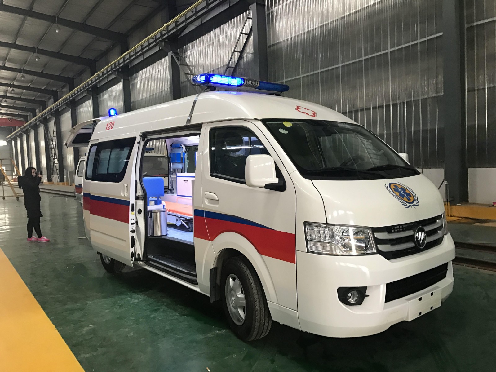 东源县救护车转院